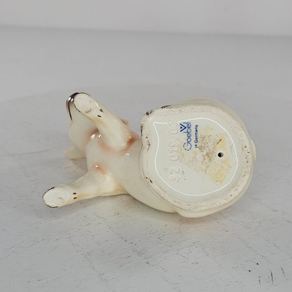 Goebel West Germany Piglet Baby Pig Sitting Figurine - Picture 7 of 7